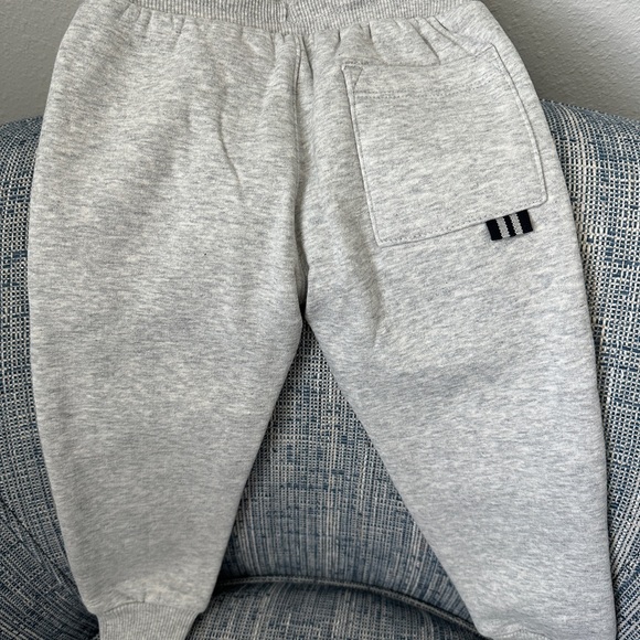 Joules NWT Boys Grey Champion GRMDINO Sweat Pants—Age 1, Height 31.5 - Picture 6 of 7